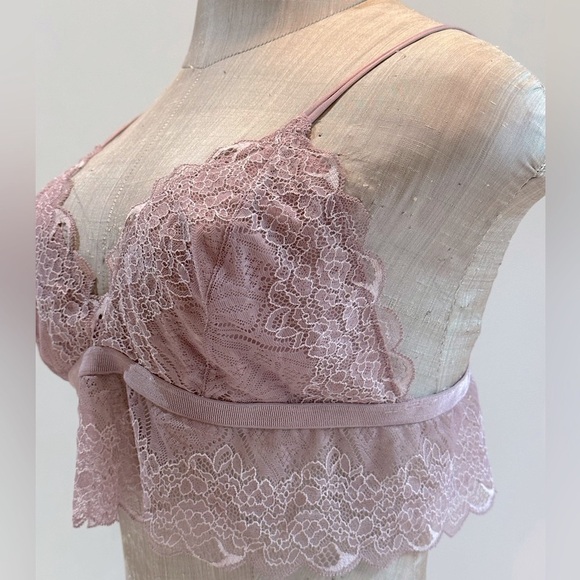 Madewell Lace Bralette in‎ Light Lavender Color - Picture 7 of 12